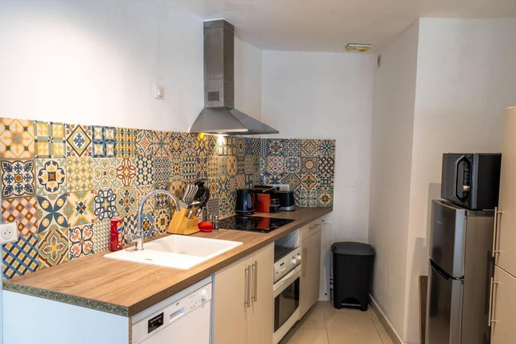 La Veilleuse - Appartement Au Coeur Du Centre Ville Limoges Bagian luar foto