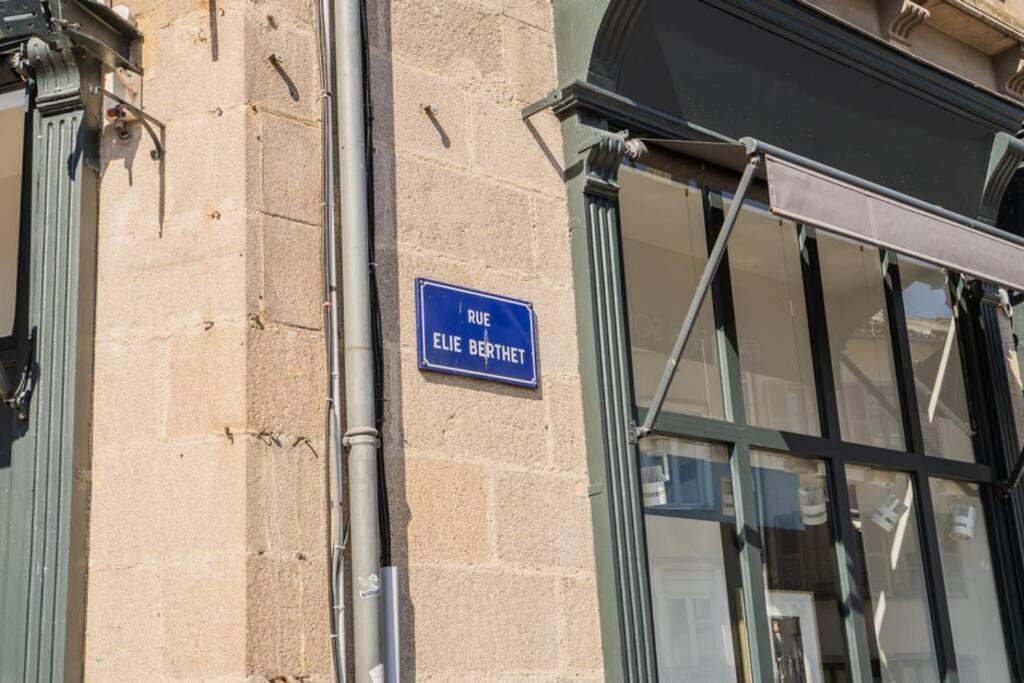 La Veilleuse - Appartement Au Coeur Du Centre Ville Limoges Bagian luar foto