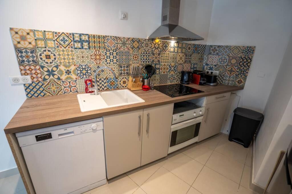 La Veilleuse - Appartement Au Coeur Du Centre Ville Limoges Bagian luar foto